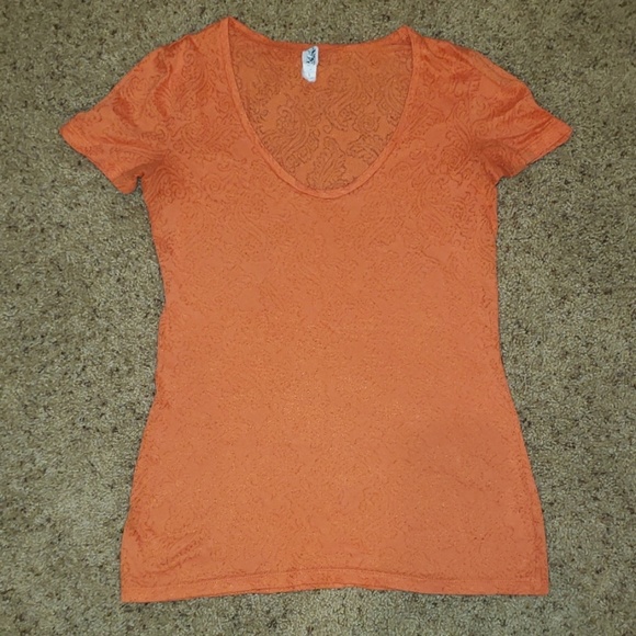 BKE Tops - BKE scoop neck shirt Size Large BKE Tops - BKE scoop neck shirt Size Large